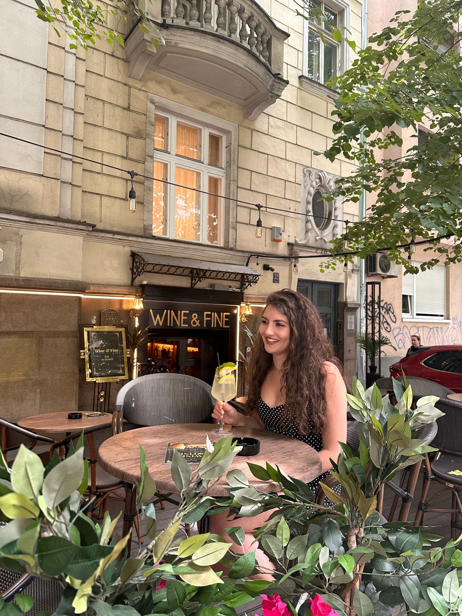 Wine & Fine 